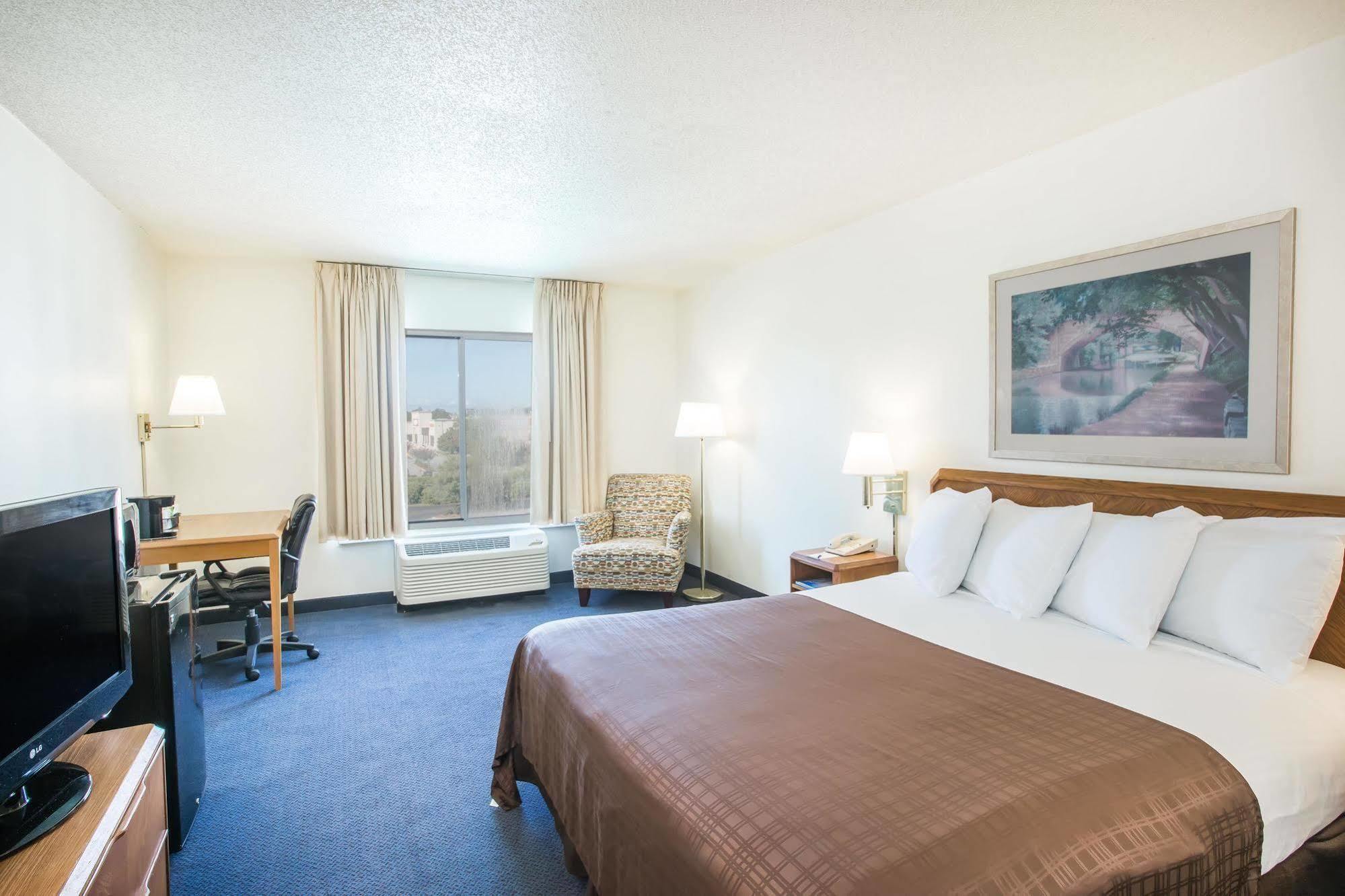 Baymont By Wyndham Wilmington Ξενοδοχείο Εξωτερικό φωτογραφία
