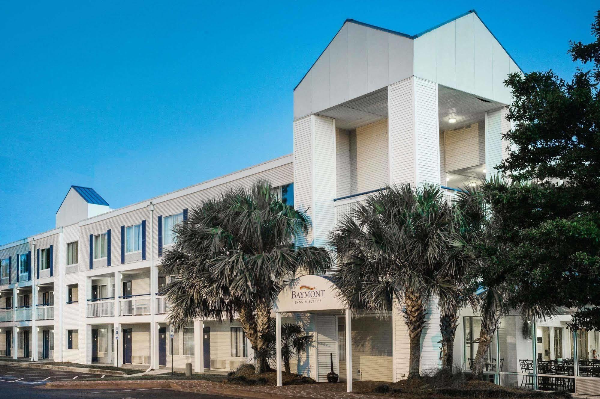 Baymont By Wyndham Wilmington Ξενοδοχείο Εξωτερικό φωτογραφία